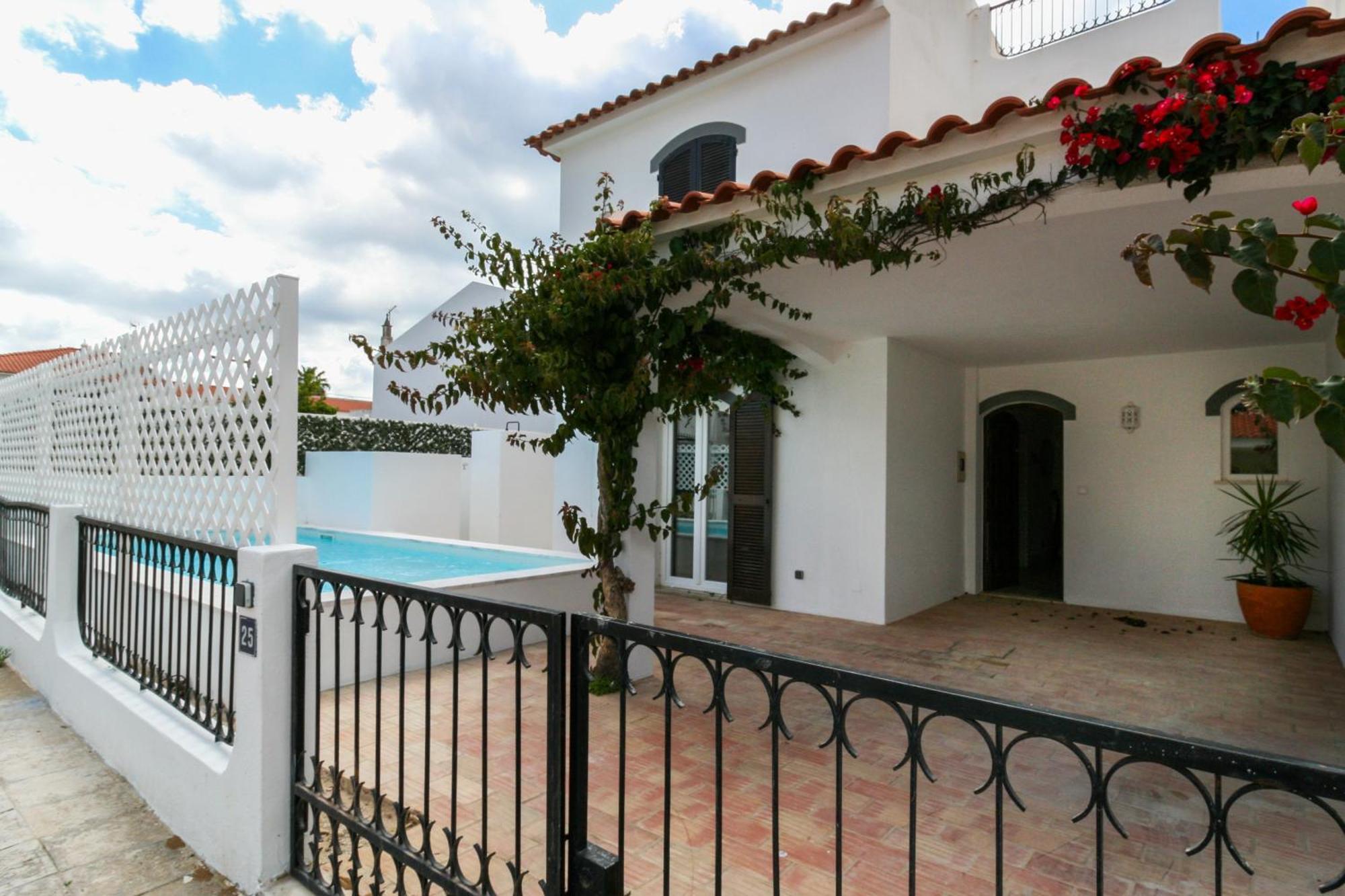 Вилла Flh Altura Family House With Pool Экстерьер фото
